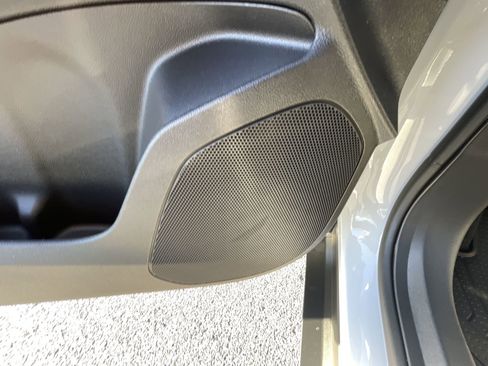 New 2025 Chevrolet Trax LT w/ Driver Confidence Package image 25