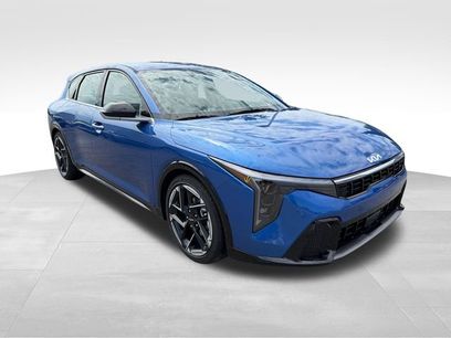 New 2026 Kia K4 EX