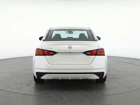 Used 2025 Nissan Altima 2.5 SV image 7