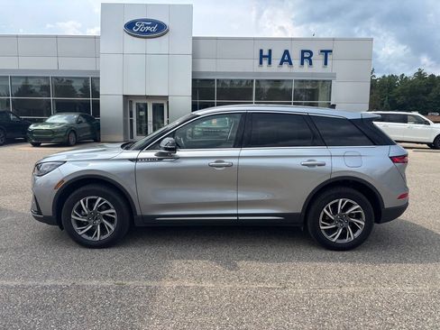 Used 2023 Lincoln Corsair AWD w/ Equipment Group 101A image 6