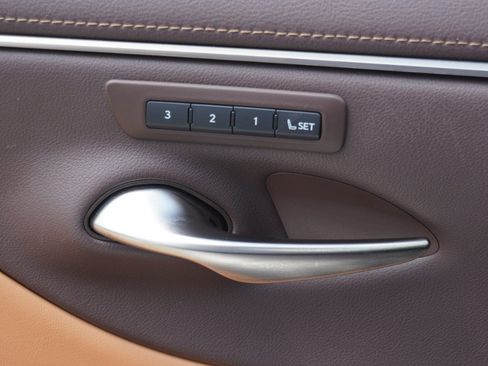 Certified 2021 Lexus ES 350 w/ Premium Package FWD image 22