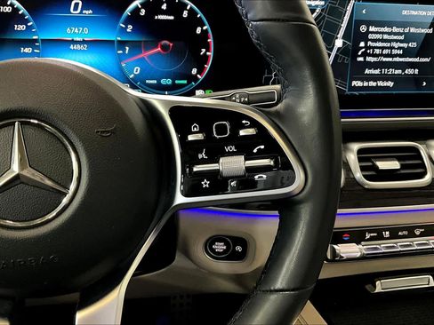 Used 2023 Mercedes-Benz GLS 580 4MATIC image 25