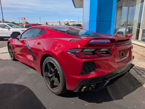 Used 2022 Chevrolet Corvette Stingray Premium Cpe w/ Z51 Performance Package RWD image 5