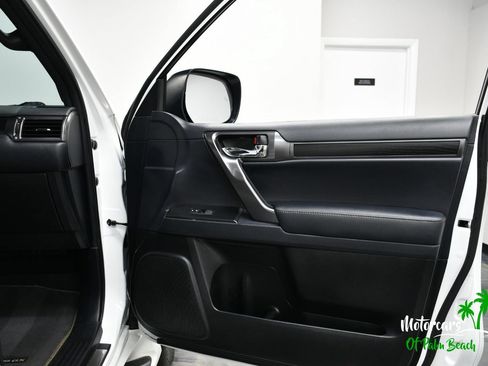 Used 2023 Lexus GX 460 w/ Black Line Special Edition AWD/4WD image 57