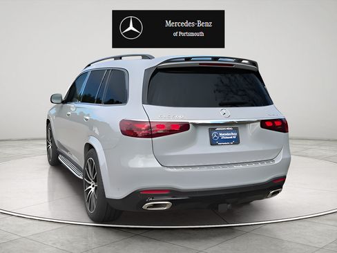 New 2026 Mercedes-Benz GLS 580 4MATIC image 6