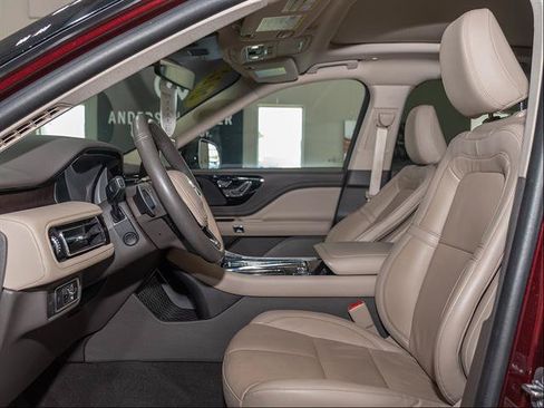 Used 2022 Lincoln Aviator Reserve w/ Elements Package Plus AWD/4WD image 9