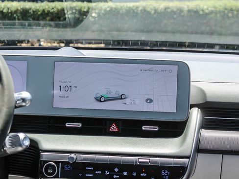 Certified 2024 Hyundai Ioniq 5 Limited RWD image 18