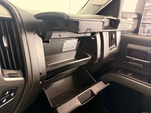 Used 2019 Chevrolet Silverado 2500 LTZ w/ Midnight Edition AWD/4WD image 39
