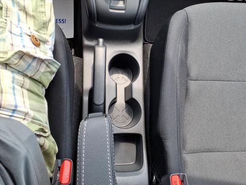 New 2025 Nissan Kicks Play S image 20