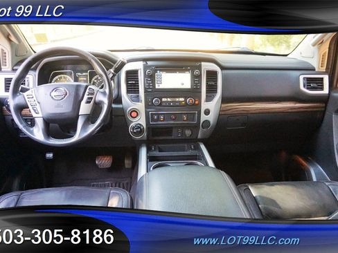 Used 2017 Nissan Titan SL image 2