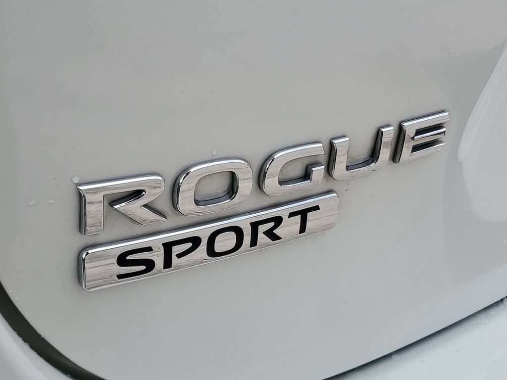 Certified 2020 Nissan Rogue Sport SL w/ Premium Package FWD image 8