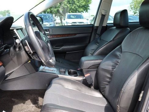 Used 2014 Subaru Legacy 3.6R Limited AWD/4WD image 13