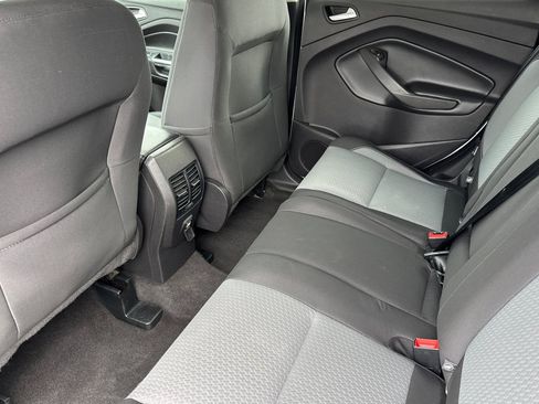 Used 2017 Ford Escape SE AWD/4WD image 25