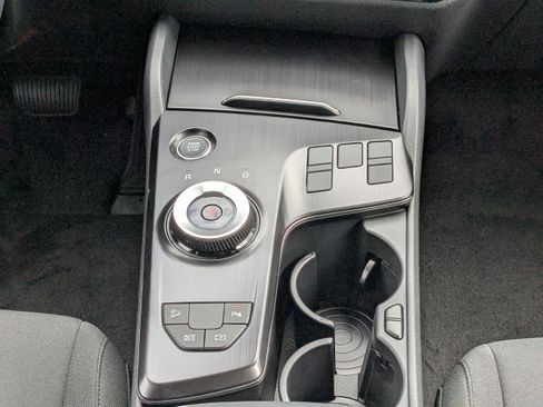 New 2026 Kia Sportage LX FWD image 23
