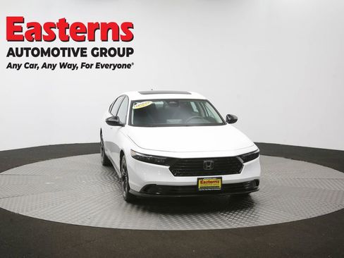 Used 2025 Honda Accord SE image 51