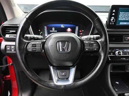 Used 2023 Honda Pilot Elite image 11