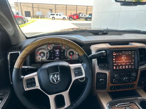 Used 2017 RAM 2500 Longhorn w/ Convenience Group image 35