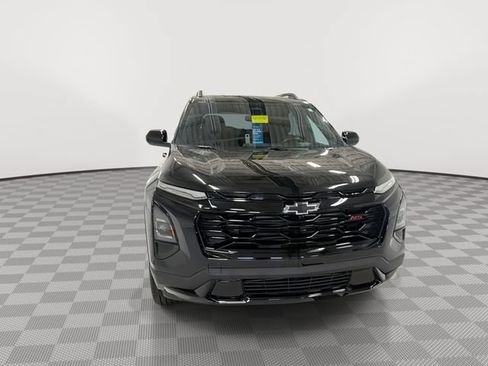 Used 2026 Chevrolet Equinox RS AWD/4WD image 3