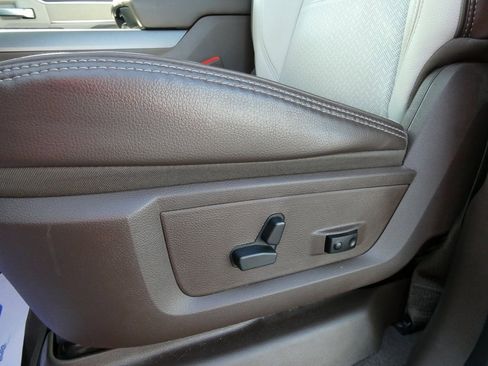 Used 2025 RAM 3500 Laramie w/ Towing Technology Group image 26