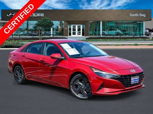 Certified 2022 Hyundai Elantra SEL FWD image 1