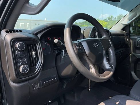 Used 2020 Chevrolet Silverado 1500 Custom Trail Boss w/ Custom Convenience Package AWD/4WD image 29