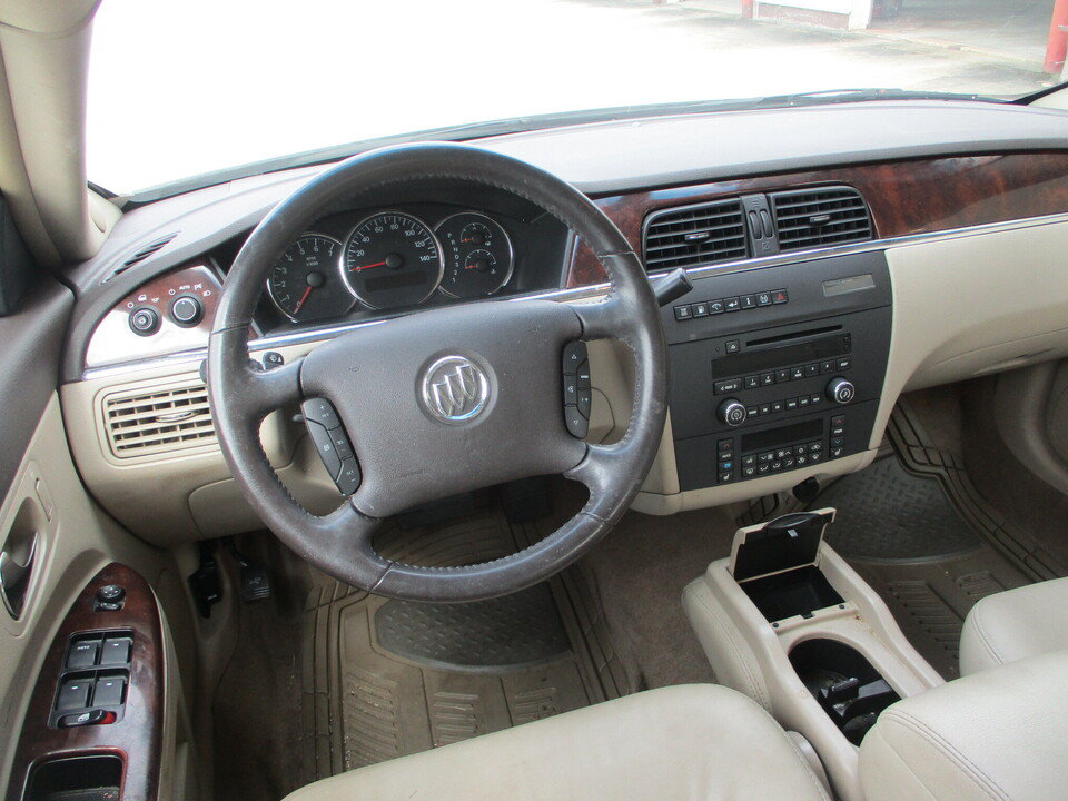Used 2008 Buick LaCrosse CXL w/ Driver Confidence Package FWD image 7