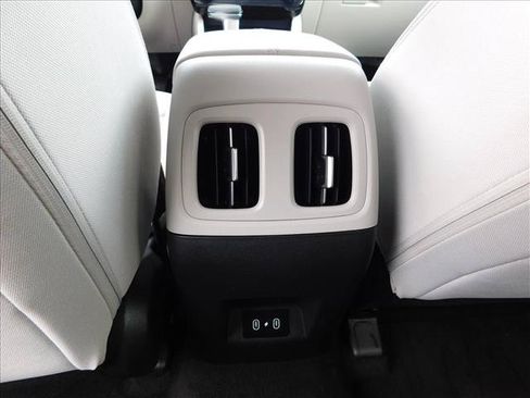 Used 2025 Hyundai Tucson SEL FWD image 24