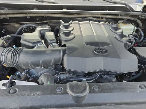 Used 2015 Toyota 4Runner Limited RWD image 31