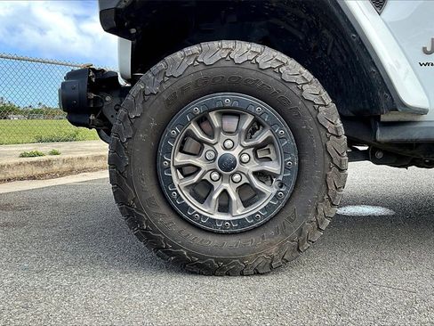 Used 2023 Jeep Wrangler Rubicon 392 w/ Trailer Tow Package image 8