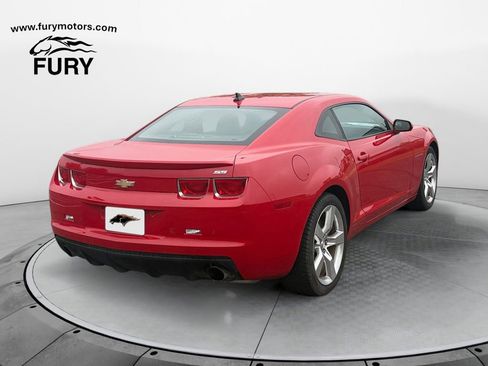 Used 2011 Chevrolet Camaro SS RWD image 3