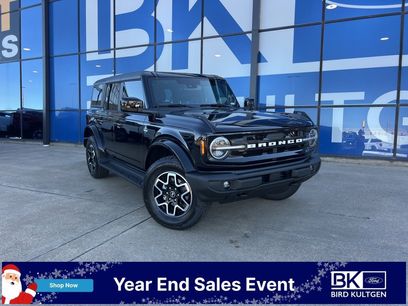 New 2025 Ford Bronco Outer Banks