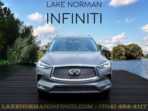 Certified 2022 INFINITI QX50 Essential FWD image 3