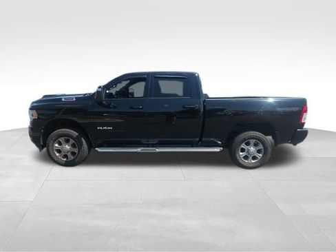 Used 2024 RAM 2500 Big Horn w/ Sport Appearance Package AWD/4WD image 10