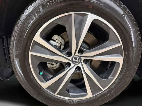 Used 2024 Lexus RX 350 image 34