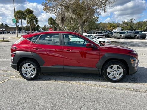New 2026 Hyundai Kona SE image 4