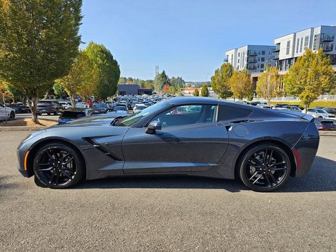 Used 2019 Chevrolet Corvette Stingray Coupe w/ Carbon Flash Badge Package image 8