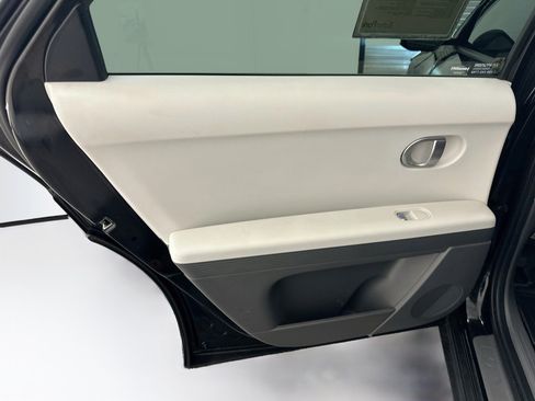 Used 2024 Hyundai Ioniq 5 SE AWD/4WD image 27