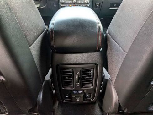 Used 2026 Dodge Durango GT AWD/4WD image 17