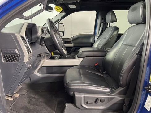 Used 2022 Ford F250 Lariat w/ Chrome Package image 11