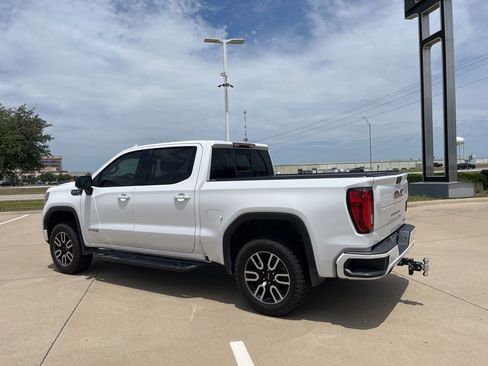 Used 2019 GMC Sierra 1500 AT4 w/ AT4 Premium Package AWD/4WD image 4