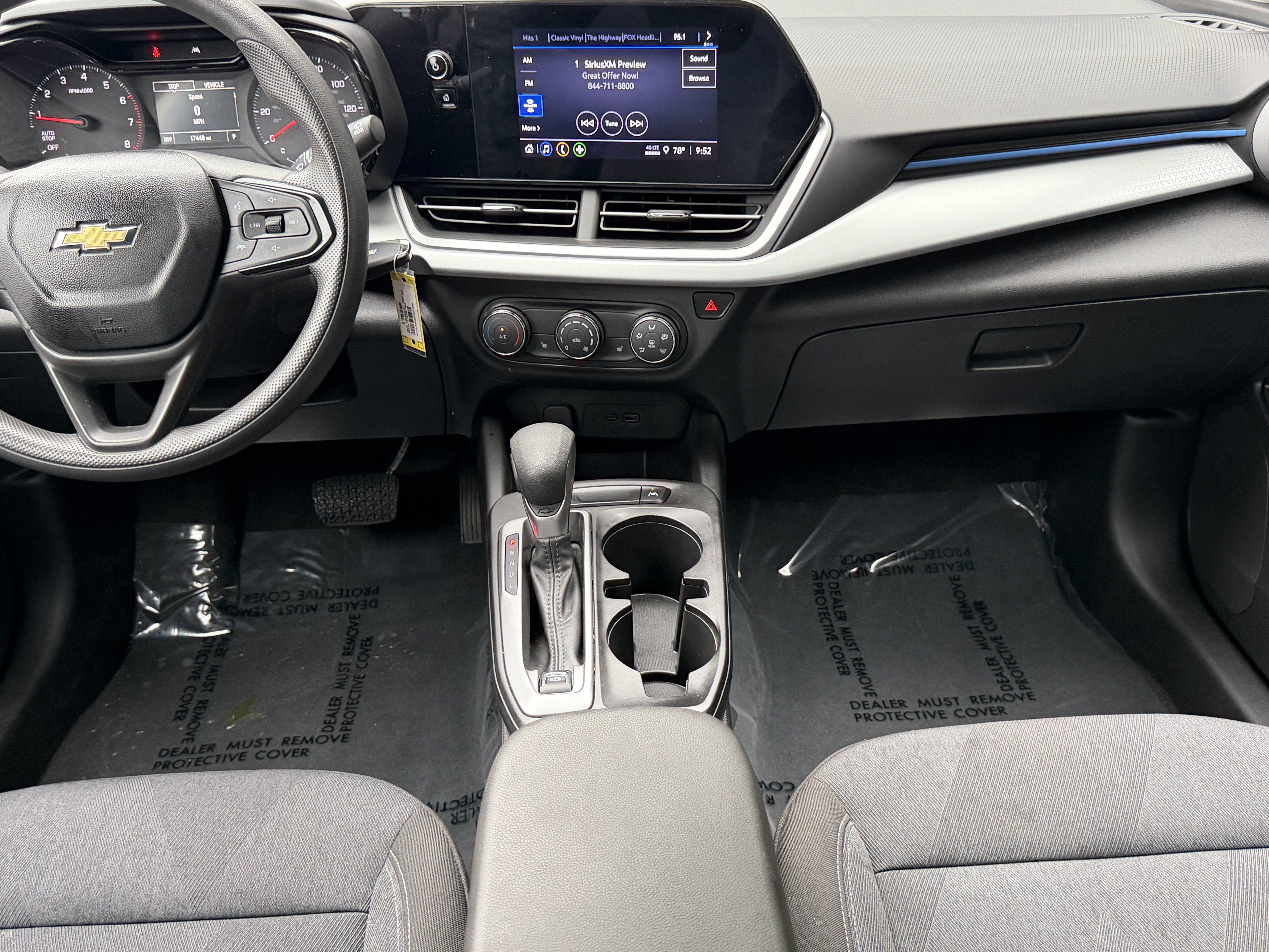 Used 2025 Chevrolet Trax LS w/ LS Convenience Package FWD image 19