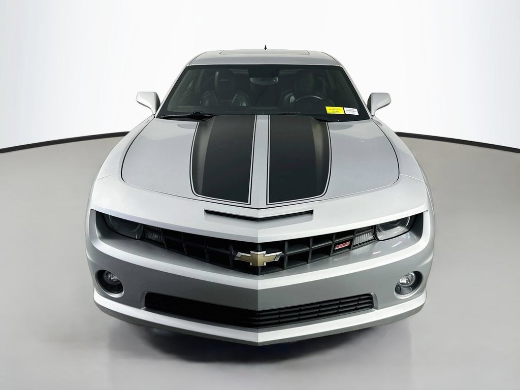 Used 2010 Chevrolet Camaro SS w/ RS Package RWD image 2