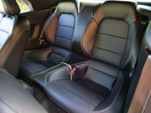 Used 2018 Ford Mustang GT Premium RWD image 22