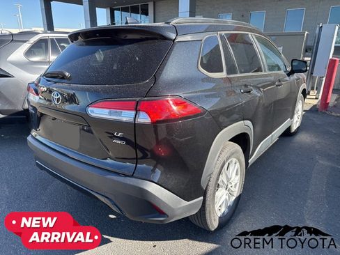 Used 2024 Toyota Corolla Cross LE AWD/4WD image 7