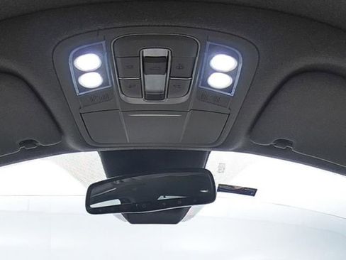 Used 2019 Hyundai Santa Fe Limited FWD image 25