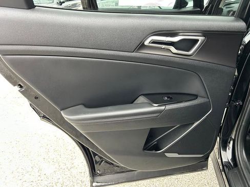 Certified 2023 Kia Sportage EX image 13