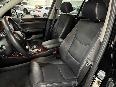 Used 2017 BMW X3 xDrive28i AWD/4WD image 25
