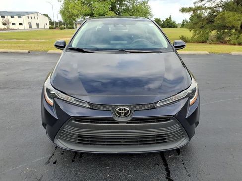 Used 2024 Toyota Corolla LE FWD image 6