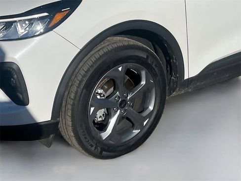 Used 2025 Ford Escape ST-Line Elite image 30