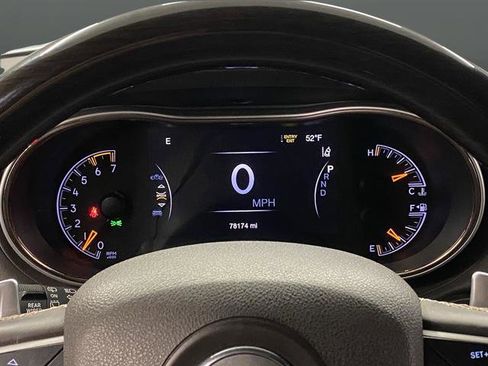 Used 2018 Jeep Grand Cherokee Summit image 19